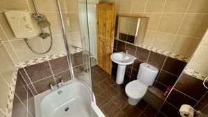 Photo 8- click for photo gallery